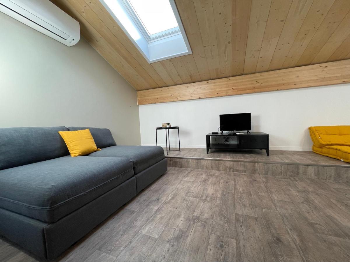 Superbes Studios De Charme, Lumineux Et Climatises En Plein Centre Bordeaux Kültér fotó