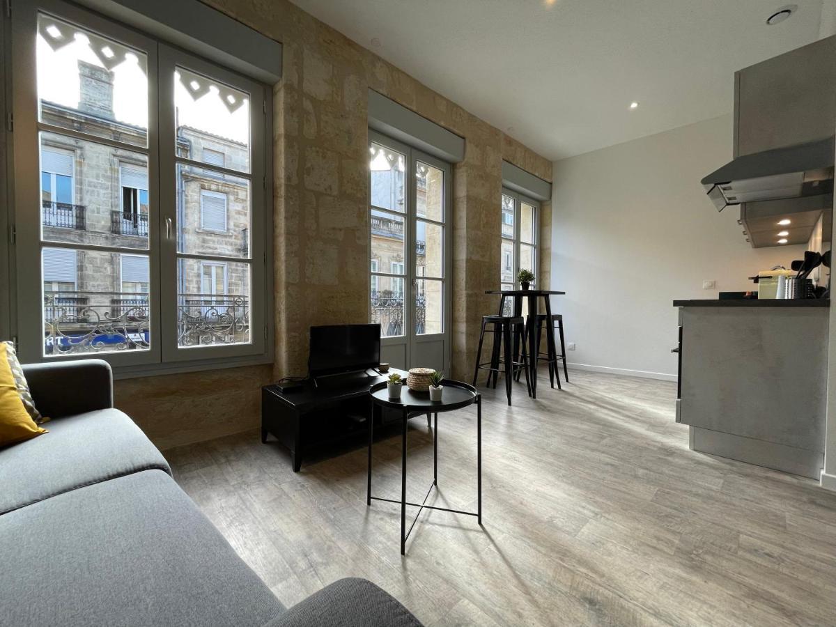 Superbes Studios De Charme, Lumineux Et Climatises En Plein Centre Bordeaux Kültér fotó