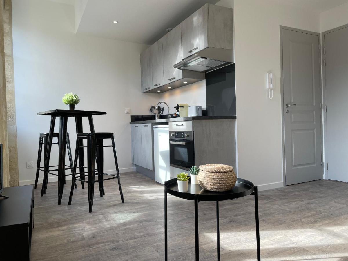 Superbes Studios De Charme, Lumineux Et Climatises En Plein Centre Bordeaux Kültér fotó