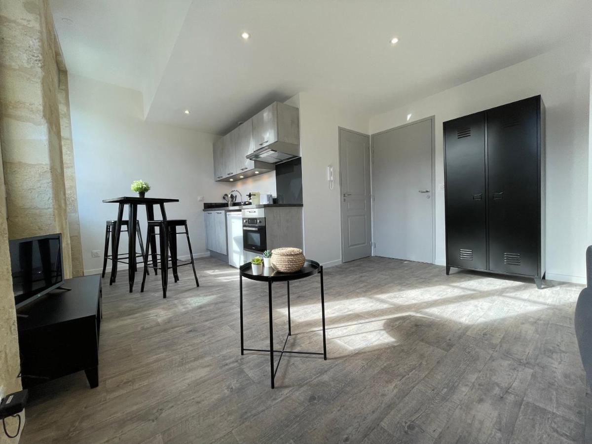 Superbes Studios De Charme, Lumineux Et Climatises En Plein Centre Bordeaux Kültér fotó